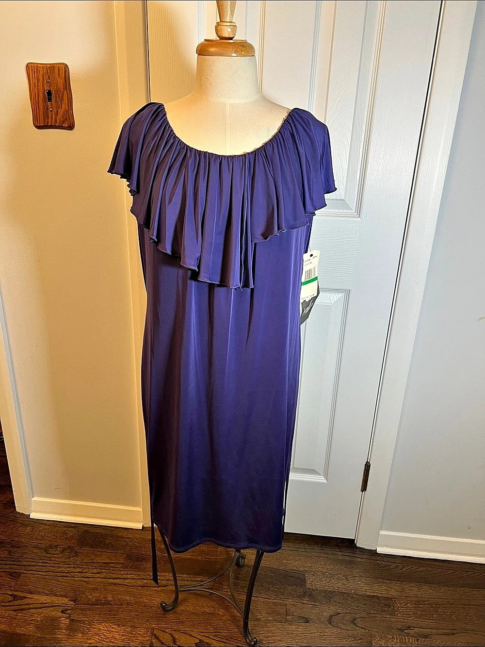 A.B.S. by Allen Schwartz Ladies Knit Dress Ruffle Maxi Dress in Purple Size - Picture 3 of 7